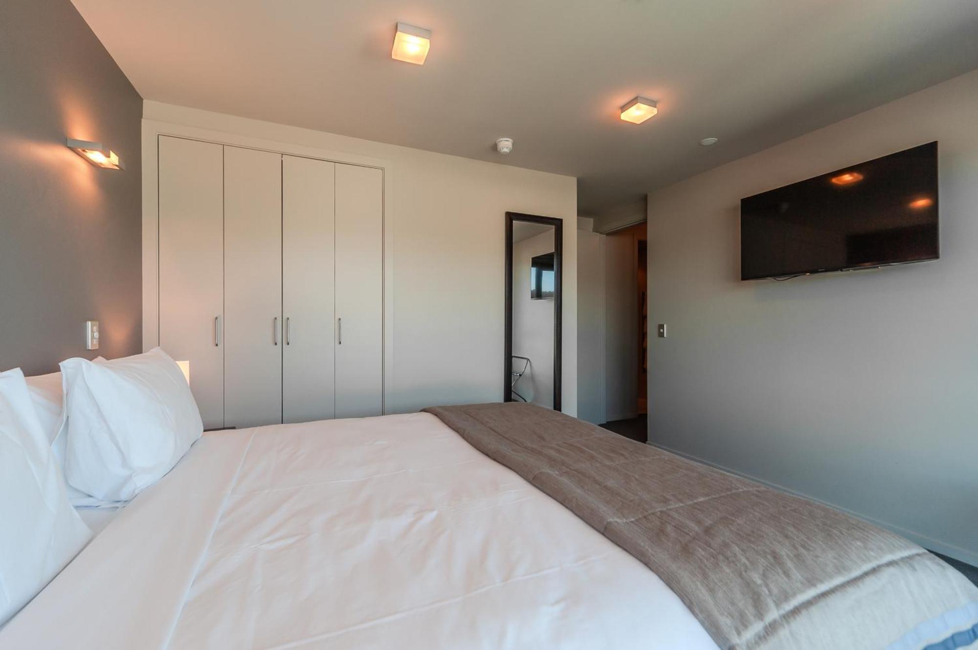 70 Tory Aparthotel Wellington Exteriör bild