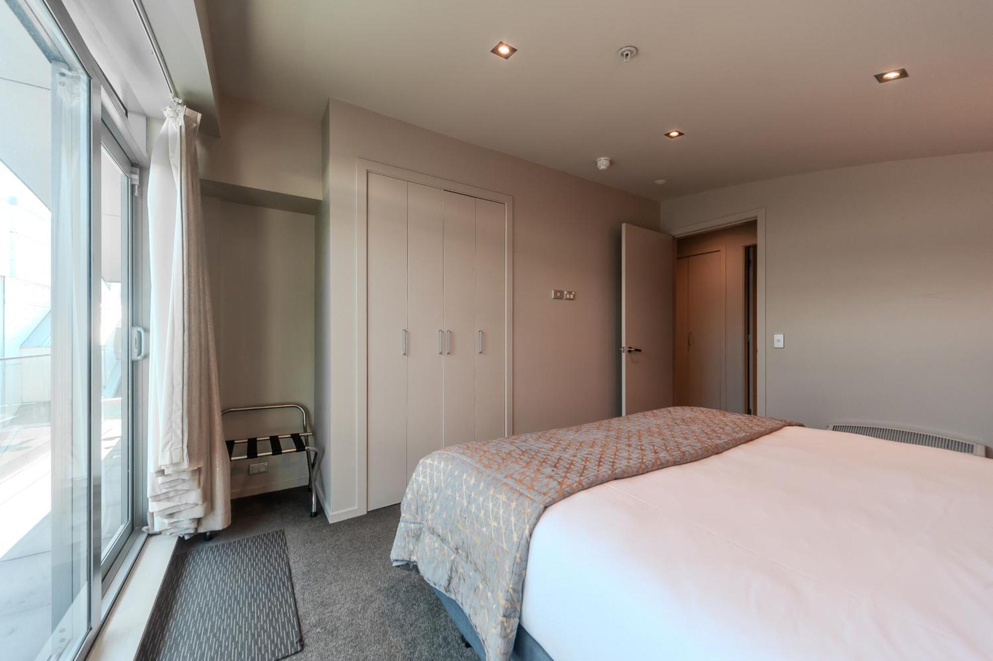 70 Tory Aparthotel Wellington Exteriör bild