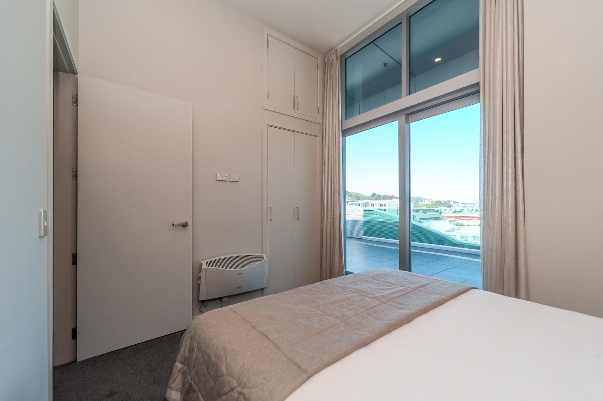 70 Tory Aparthotel Wellington Exteriör bild
