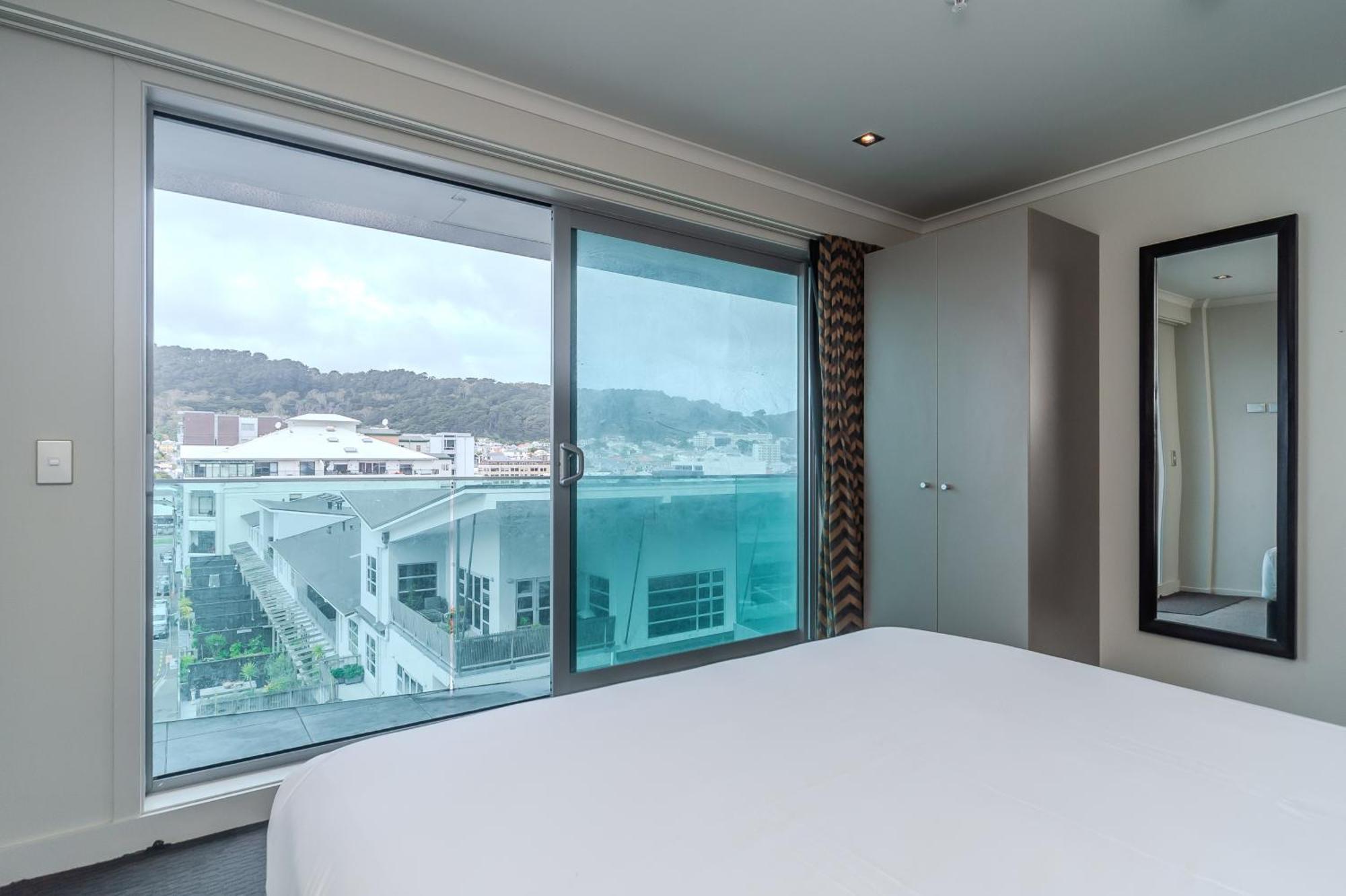 70 Tory Aparthotel Wellington Exteriör bild