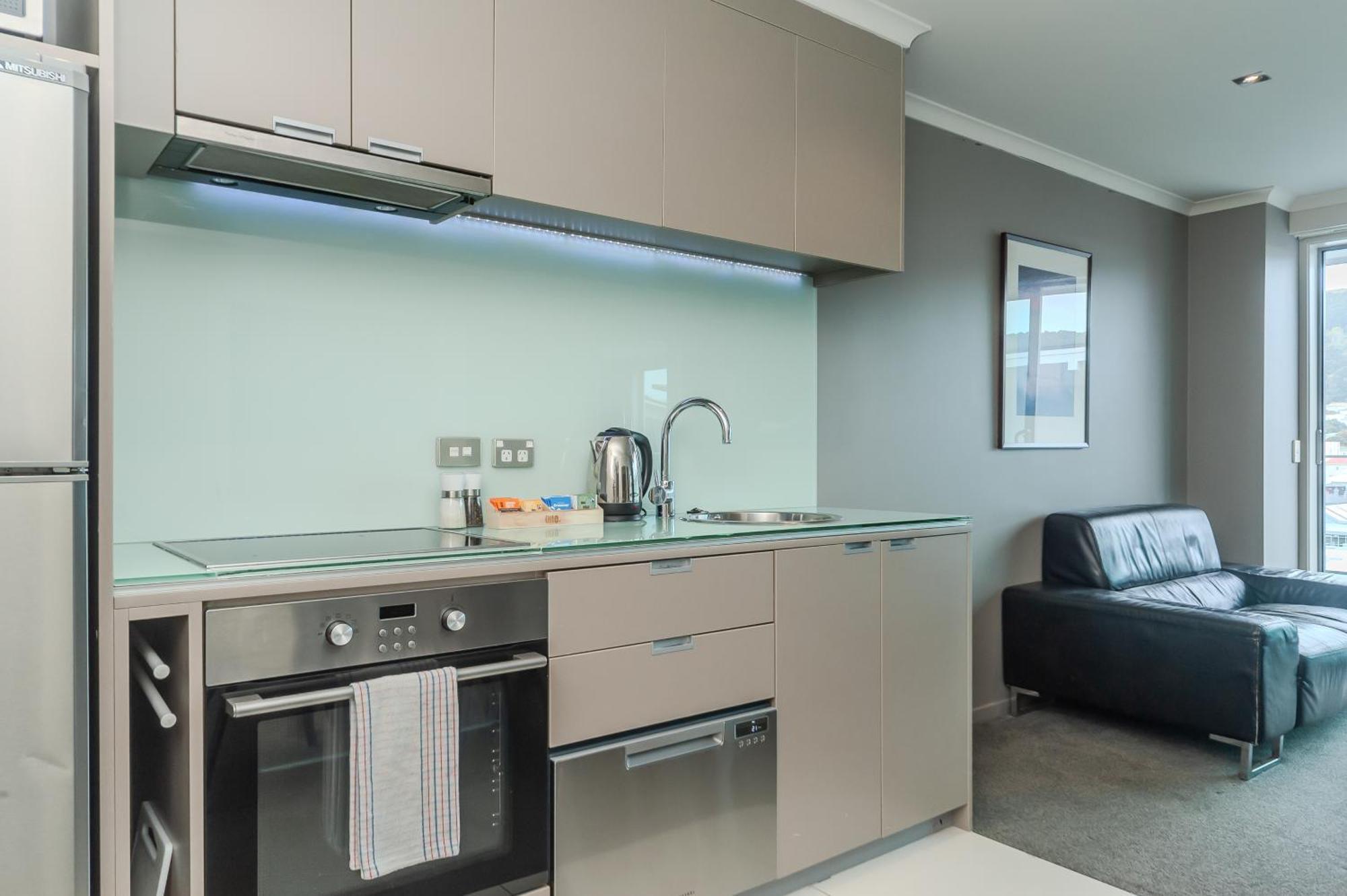 70 Tory Aparthotel Wellington Exteriör bild
